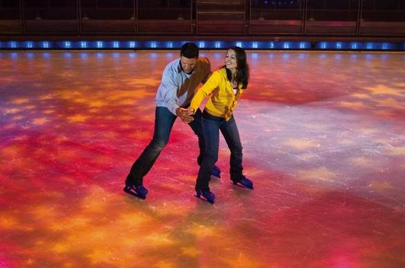 RCI, Voyager of the Seas, Ice Skating.jpg